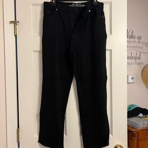 Gloria Vanderbilt All Around Slimming Pants